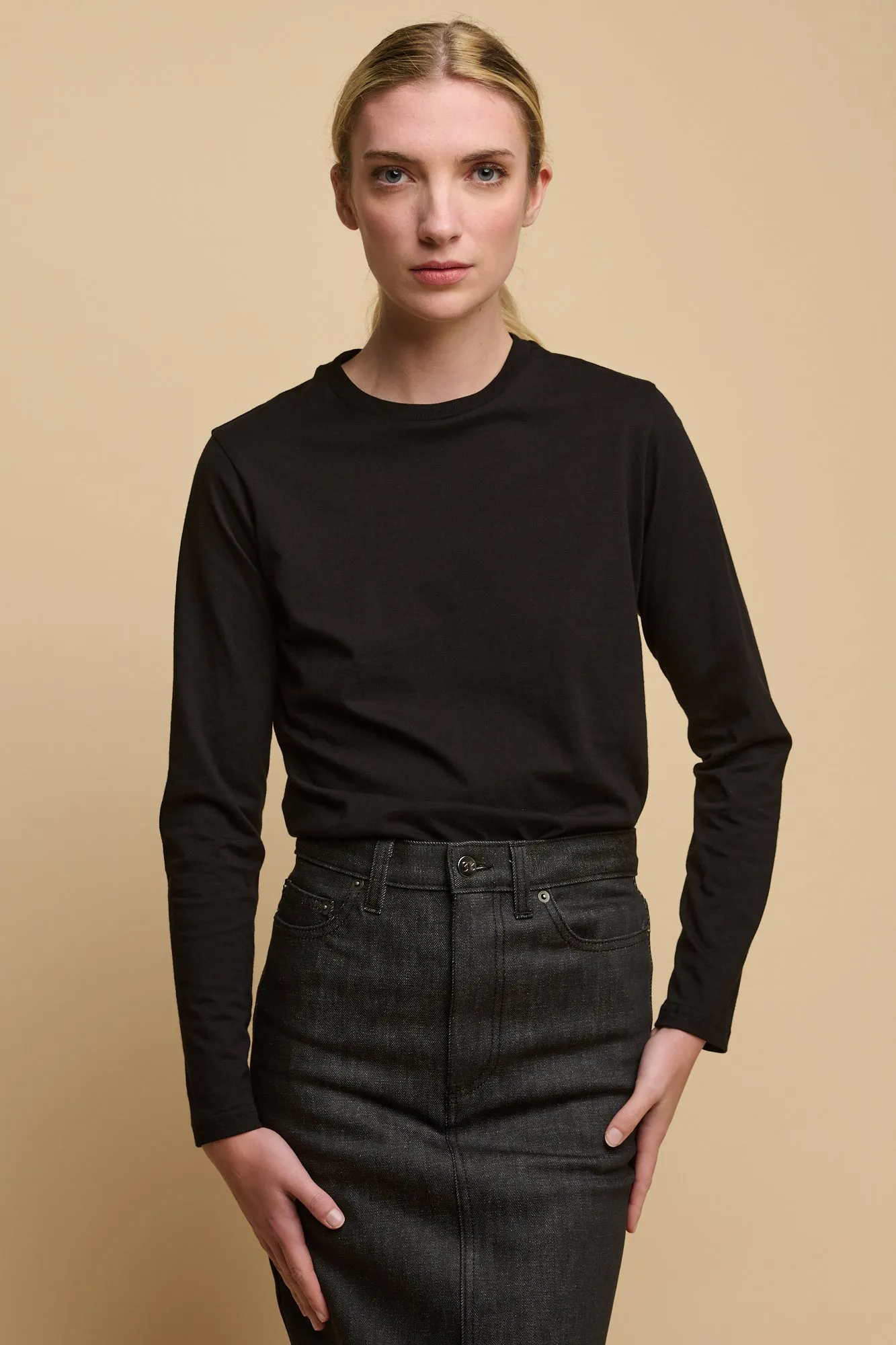 Women's Long Sleeve T Shirt - Black